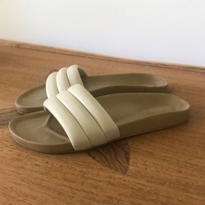 Beatrice Valenzuela Sandalia 6